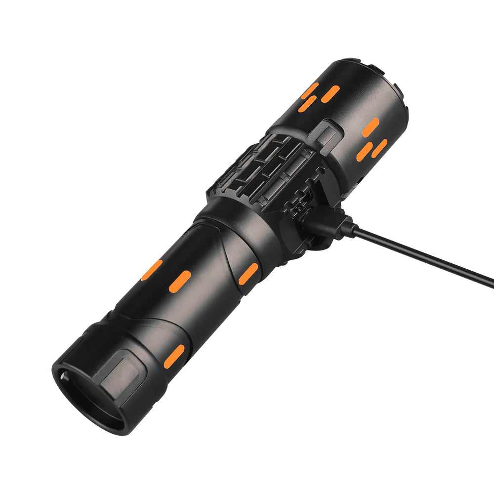 WildTrak Rechargeable Flashlight